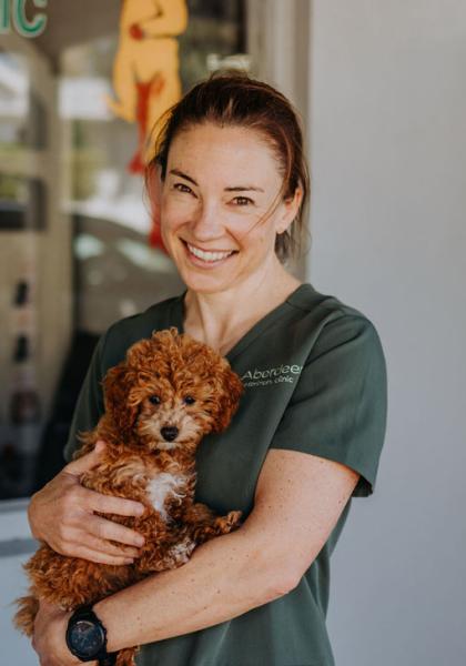 Dr Polly, Geelong Veterinarian, Aberdeen Veterinary Clinic Geelong West